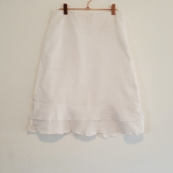 H&M White Skirt - Pretty Layered Flutter Bottom Skirt Size 6 - Picture 2 of 14